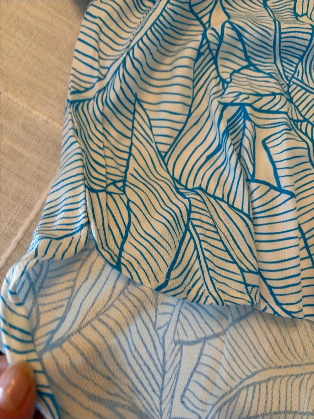 Blue Leaf Print Hooded beach coverup Tunic - Picture 5 of 5